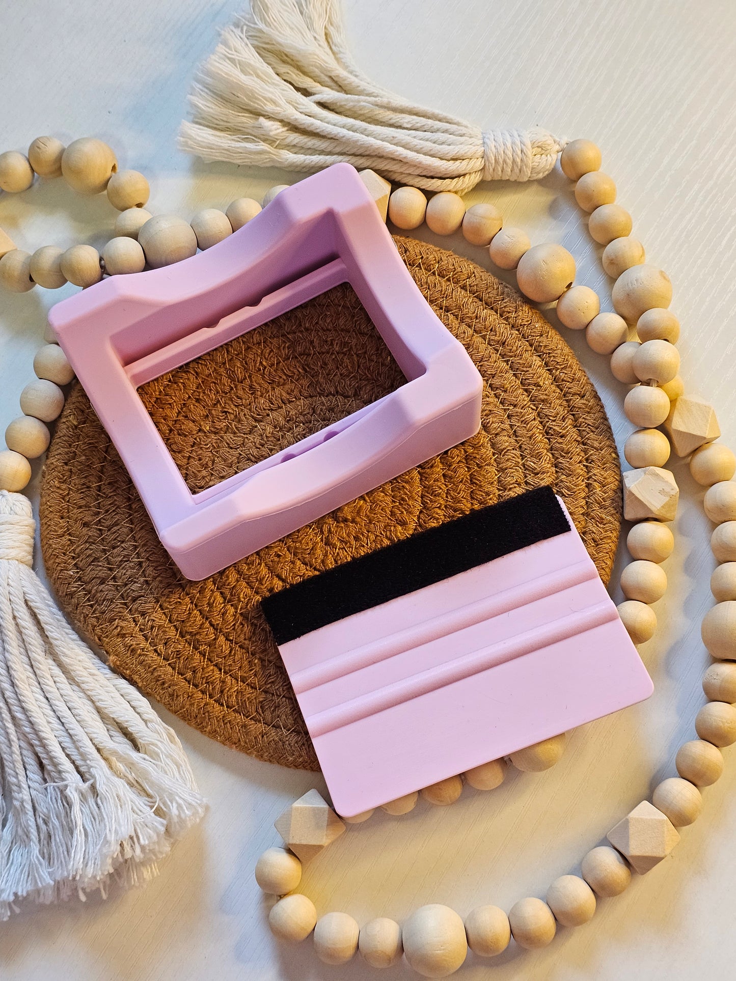 Pink silicone Cup Cradle & squeegee